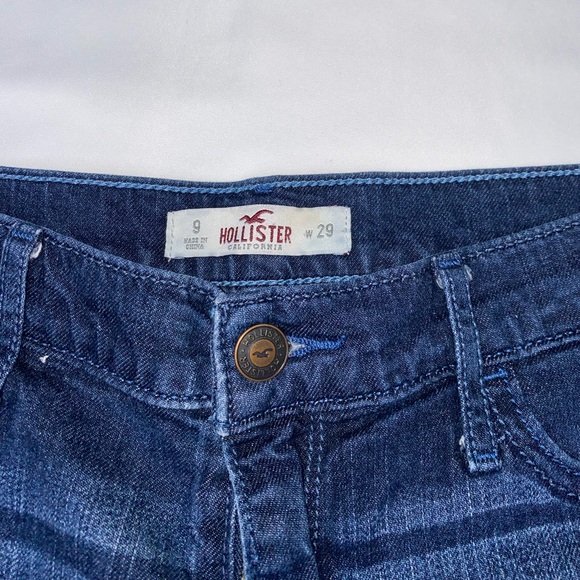 Dark Denim Hollister Jean Shorts - Picture 7 of 7